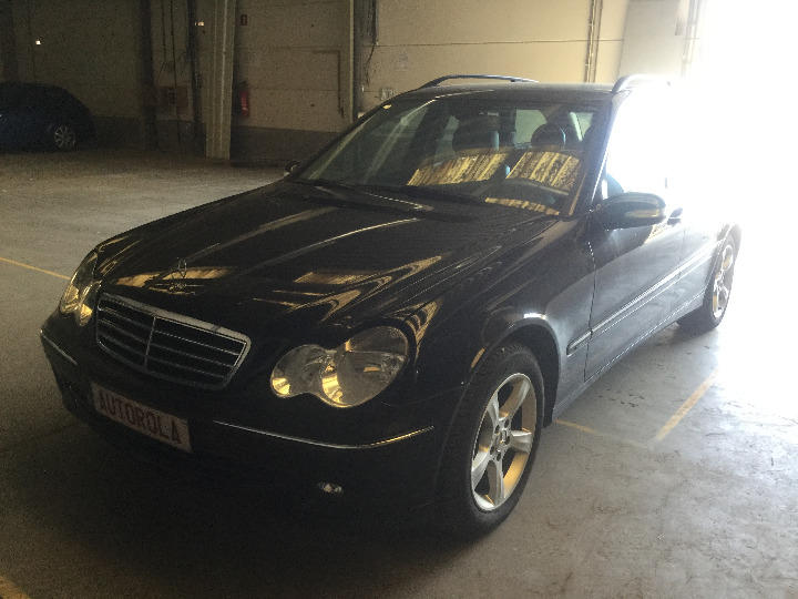 Photo 2 VIN: WDB2032071F795688 - MERCEDES-BENZ C-CLASS T 