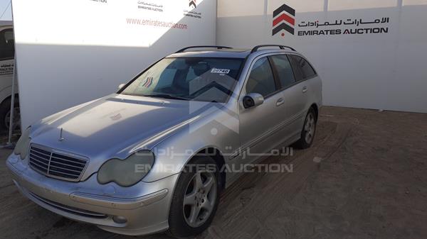 Photo 3 VIN: WDB2032641F149610 - MERCEDES-BENZ C 320 