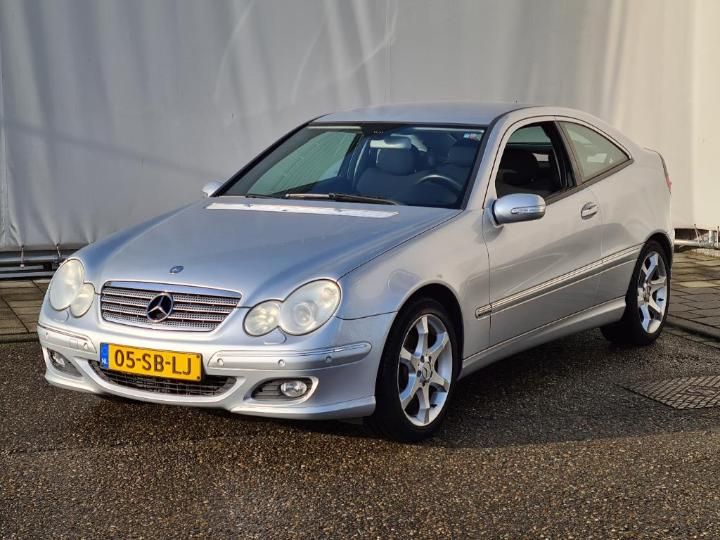 Photo 1 VIN: WDB2037301A868749 - MERCEDES-BENZ C-KLASSE 