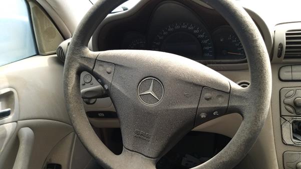 Photo 11 VIN: WDB2037421A594799 - MERCEDES-BENZ C200 