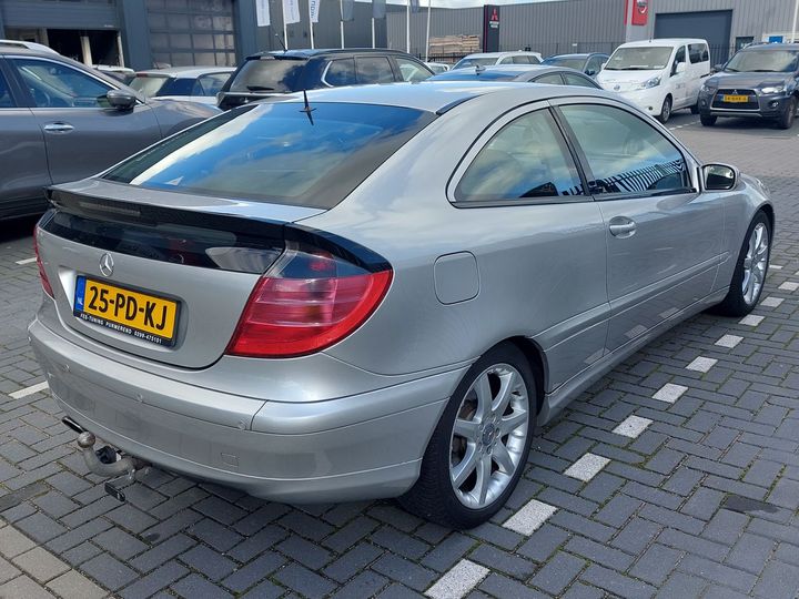 Photo 3 VIN: WDB2037461A519991 - MERCEDES-BENZ C-KLASSE SPORTCOUP 