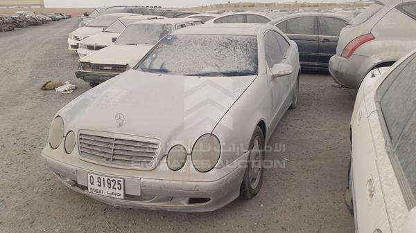 Photo 3 VIN: WDB2083441T084261 - MERCEDES-BENZ CLK 230 