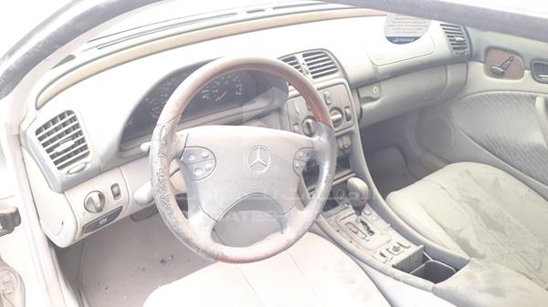 Photo 9 VIN: WDB2083441T084261 - MERCEDES-BENZ CLK 230 