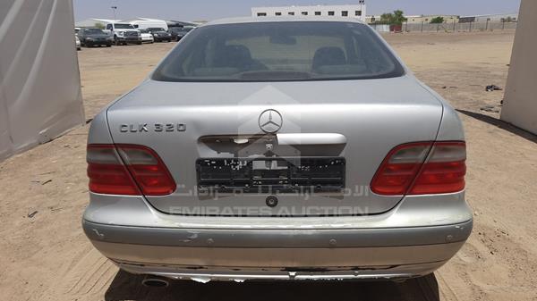 Photo 5 VIN: WDB2083651F000507 - MERCEDES-BENZ CLK320 