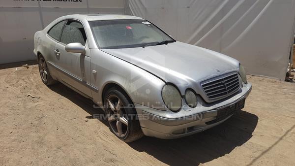 Photo 7 VIN: WDB2083651F000507 - MERCEDES-BENZ CLK320 