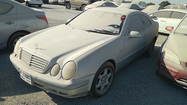 Photo 4 VIN: WDB2083651F010819 - MERCEDES-BENZ CLK320 