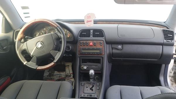 Photo 14 VIN: WDB2083651F024726 - MERCEDES-BENZ CLK320 