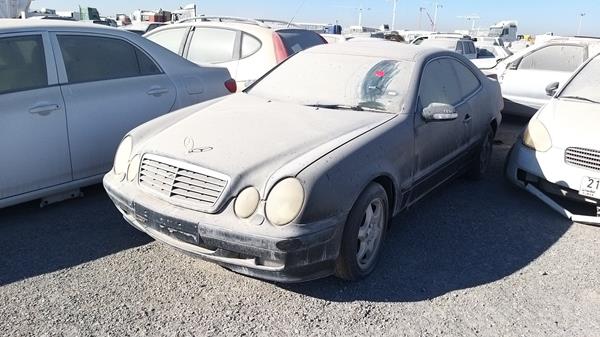 Photo 3 VIN: WDB2083651F160422 - MERCEDES-BENZ CLK320 