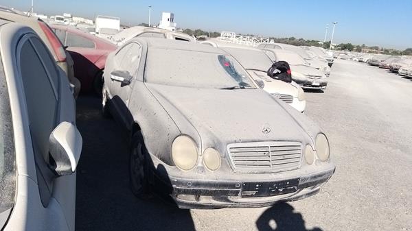 Photo 7 VIN: WDB2083651F160422 - MERCEDES-BENZ CLK320 