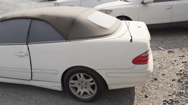 Photo 4 VIN: WDB2084651T118439 - MERCEDES-BENZ CLK320 