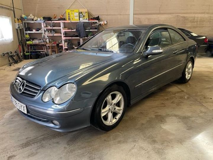 Photo 1 VIN: WDB2093161F136126 - MERCEDES-BENZ CLK 270 CDI CITY CAR 