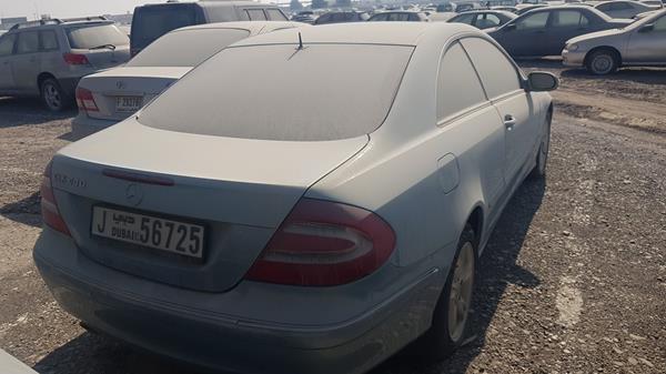 Photo 7 VIN: WDB2093611F013894 - MERCEDES-BENZ CLK 240 