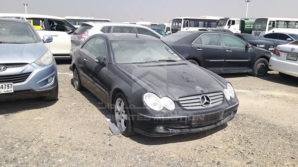 Photo 9 VIN: WDB2093611F097735 - MERCEDES-BENZ CLK320 