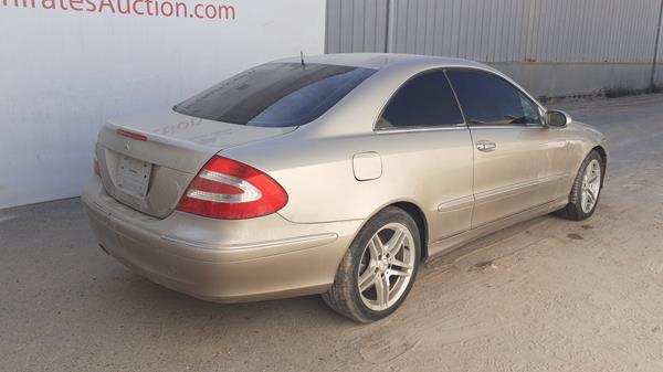 Photo 8 VIN: WDB2093651F046786 - MERCEDES-BENZ CLK320 