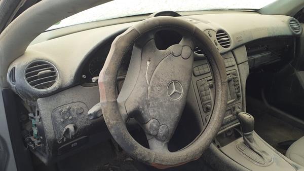 Photo 13 VIN: WDB2093751F033524 - MERCEDES-BENZ CLK 500 