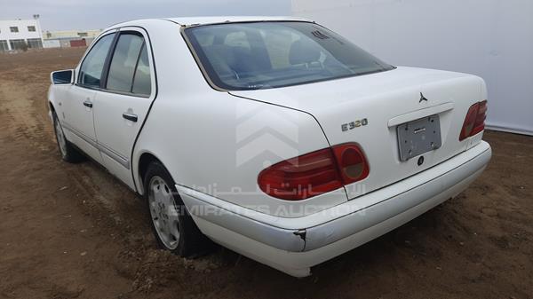 Photo 3 VIN: WDB2100551A024738 - MERCEDES-BENZ E320 