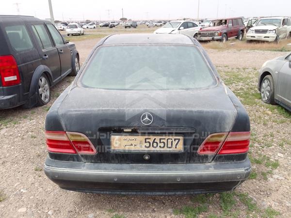 Photo 2 VIN: WDB2100611B166927 - MERCEDES-BENZ E 240 