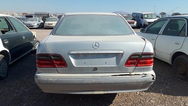 Photo 5 VIN: WDB2100631A969274 - MERCEDES-BENZ E 280 