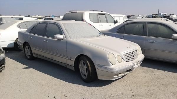 Photo 7 VIN: WDB2100651B012431 - MERCEDES-BENZ E320 