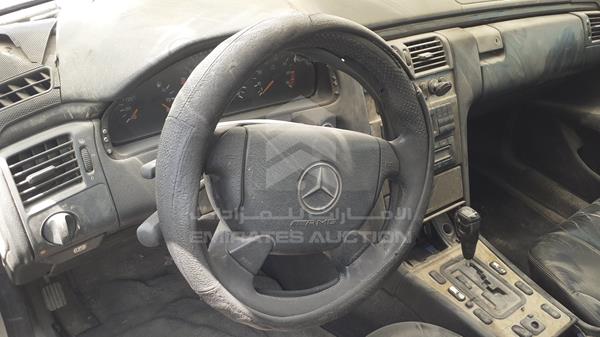 Photo 11 VIN: WDB2100741A531918 - MERCEDES-BENZ E 55 AMG 