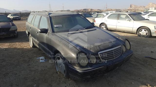 Photo 9 VIN: WDB2102621B239388 - MERCEDES E 