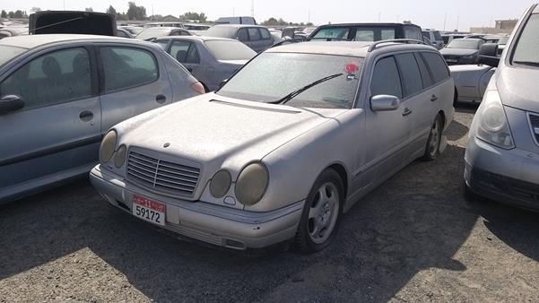 Photo 3 VIN: WDB2102651A614350 - MERCEDES-BENZ E 320 