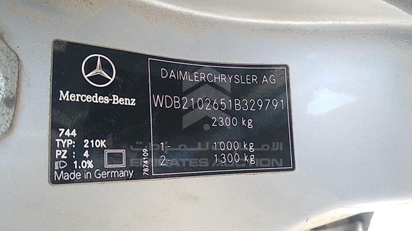 Photo 2 VIN: WDB2102651B329791 - MERCEDES-BENZ 320 