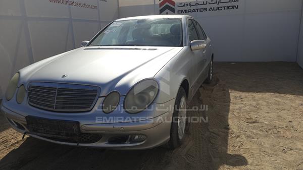 Photo 3 VIN: WDB2110421A716057 - MERCEDES-BENZ E200 