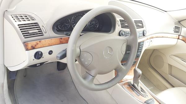 Photo 13 VIN: WDB2110421A948095 - MERCEDES-BENZ E200 