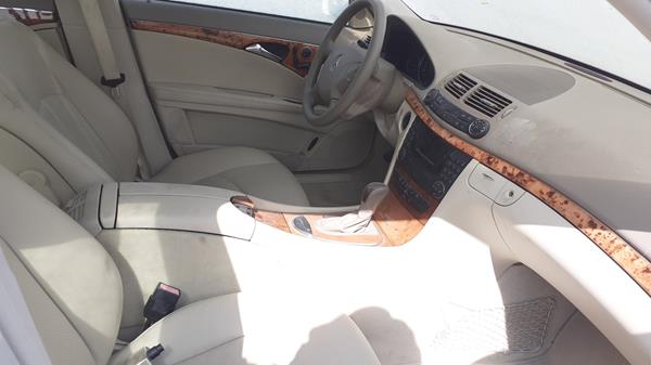 Photo 20 VIN: WDB2110421A948095 - MERCEDES-BENZ E200 