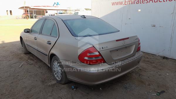 Photo 3 VIN: WDB2110611A094615 - MERCEDES-BENZ E240 