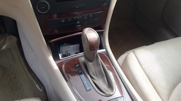 Photo 15 VIN: WDB2110611A509606 - MERCEDES-BENZ E 320 