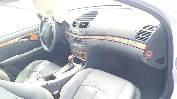 Photo 25 VIN: WDB2110651A028984 - MERCEDES-BENZ E320 