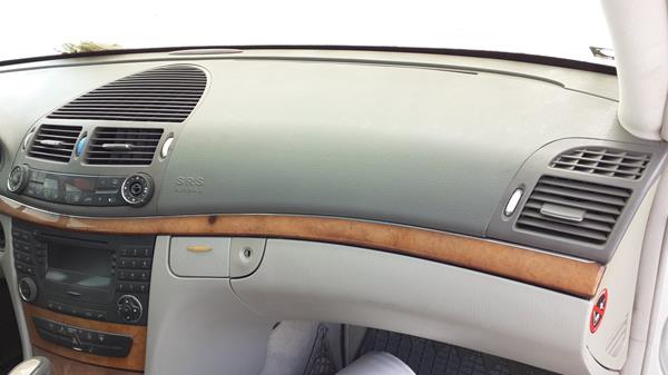 Photo 21 VIN: WDB2110651A032384 - MERCEDES-BENZ E320 