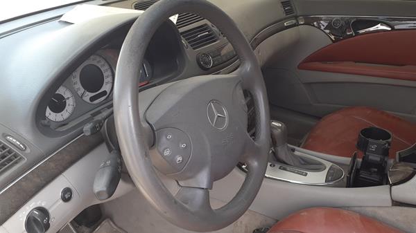 Photo 15 VIN: WDB2110701A165823 - MERCEDES-BENZ E500 