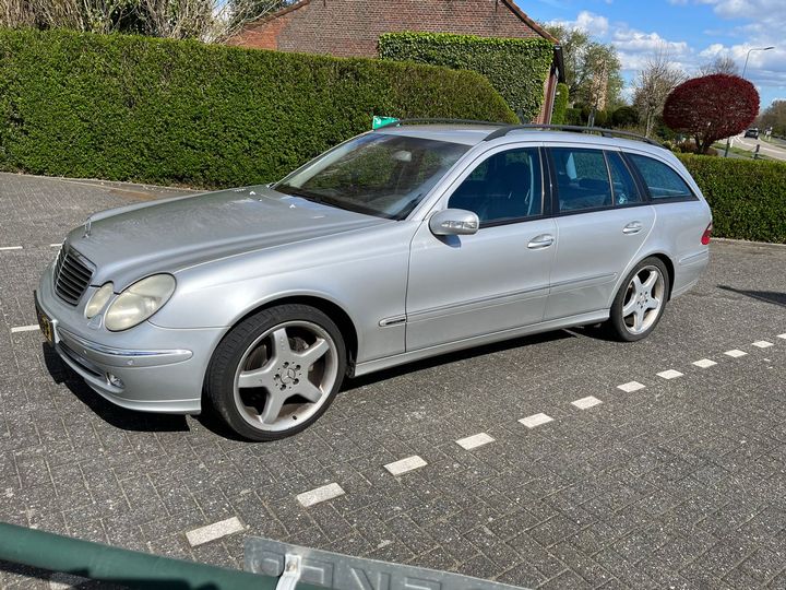 Photo 1 VIN: WDB2112421A357616 - MERCEDES-BENZ E-KLASSE COMBI 