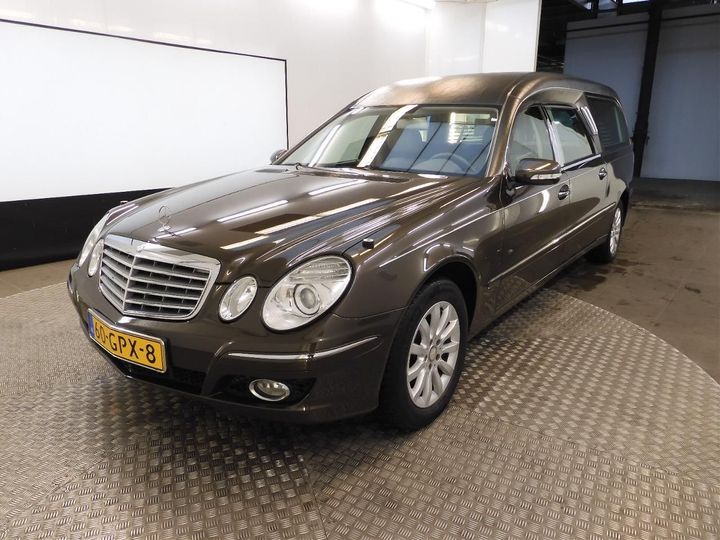 Photo 1 VIN: WDB2116201B349122 - MERCEDES-BENZ E-KLASSE 