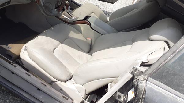 Photo 10 VIN: WDB2153751A041710 - MERCEDES-BENZ CL 55 