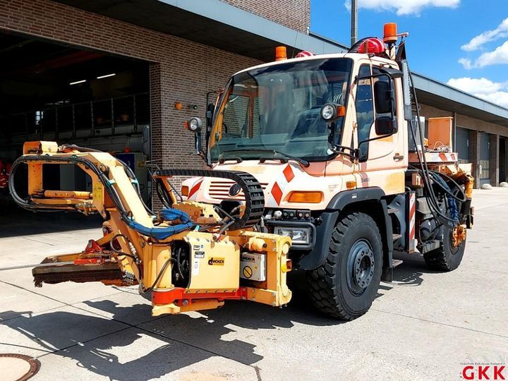 Photo 1 VIN: WDB4051021V205629 - MERCEDES-BENZ UNIMOG 