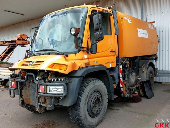 Photo 1 VIN: WDB4052201W195685 - MERCEDES-BENZ UNIMOG 