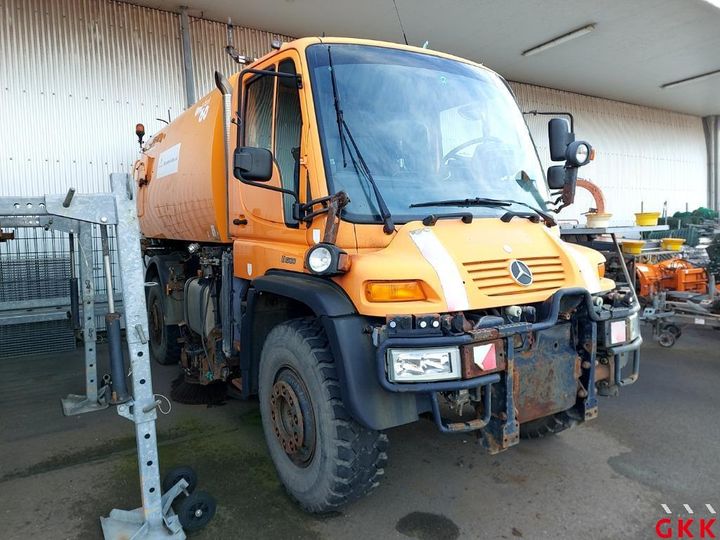 Photo 1 VIN: WDB4052201W195685 - MERCEDES-BENZ UNIMOG 