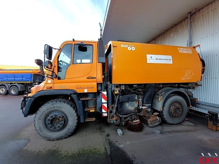 Photo 2 VIN: WDB4052201W195685 - MERCEDES-BENZ UNIMOG 