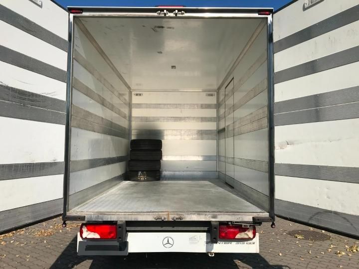 Photo 5 VIN: WDB9061331N602318 - MERCEDES-BENZ SPRINTER CHASSIS SINGLE CAB 