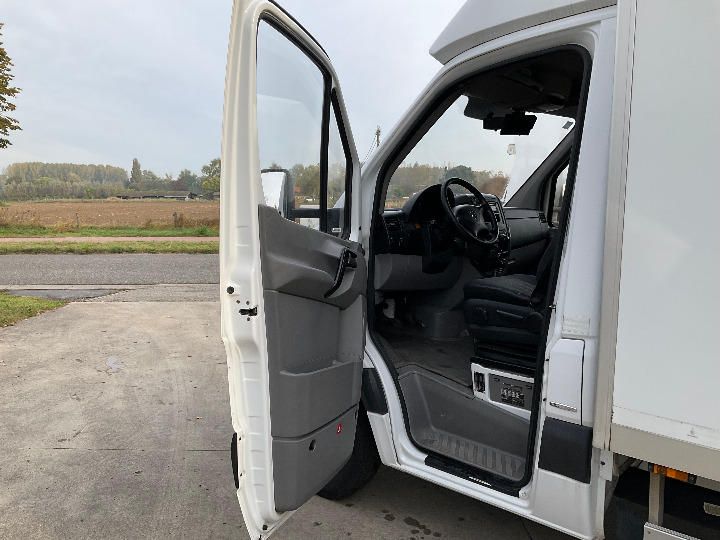 Photo 8 VIN: WDB9061551N549460 - MERCEDES-BENZ SPRINTER CHASSIS SINGLE CAB 