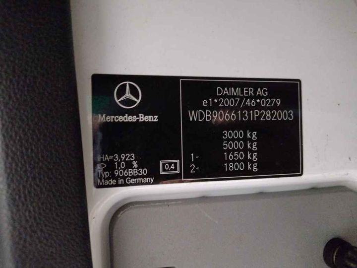 Photo 16 VIN: WDB9066131P282003 - MERCEDES-BENZ SPRINTER II KASTEN 