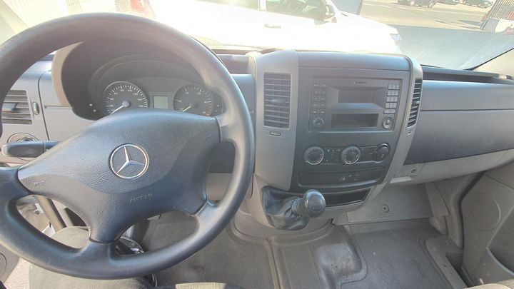 Photo 18 VIN: WDB9066331P225748 - MERCEDES-BENZ SPRINTER 