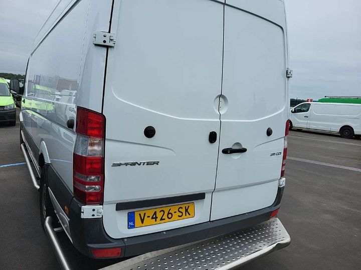 Photo 3 VIN: WDB9066351P605665 - MERCEDES-BENZ SPRINTER GB 