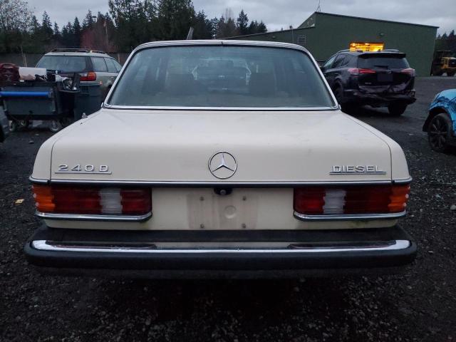 Photo 5 VIN: WDBAB23A1DB374429 - MERCEDES-BENZ 240 D 