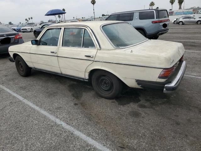 Photo 1 VIN: WDBAB23A2DB387352 - MERCEDES-BENZ 240 D 