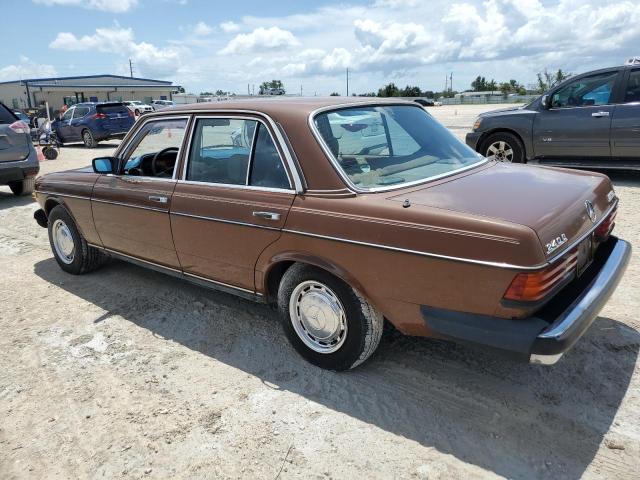 Photo 1 VIN: WDBAB23A2DB406644 - MERCEDES-BENZ 240 D 